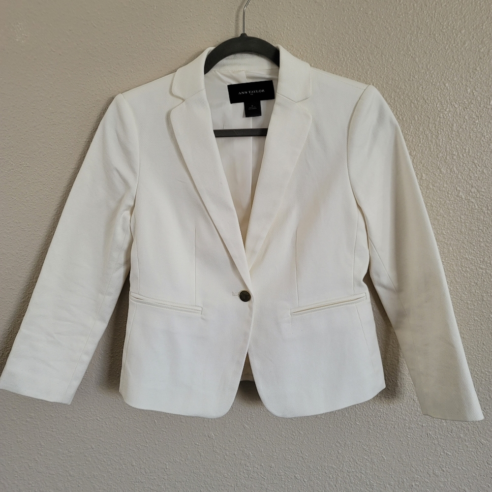 Ann Taylor Factory Women's Cotton Cream Blazer/ Suit Jacket w/ Gold Buttons Sz 0